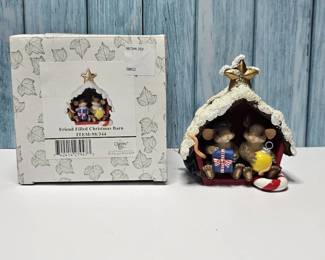 Dean Griff Signed Fitz  Floyd  Charming Tails  Friend Filled Barn Christmas  Retired