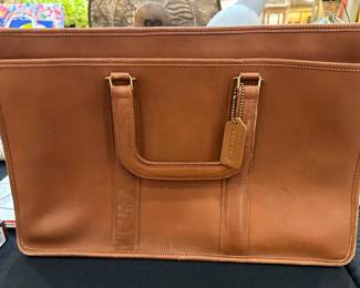 Coach - Like new - so nice!