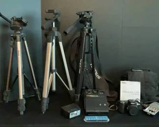 Nikon CameraStandsVintage KODAK Instant Camera 