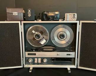 Vintage 4 Speaker Recorder