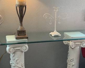 Glass Top Pillar Table With Lamp