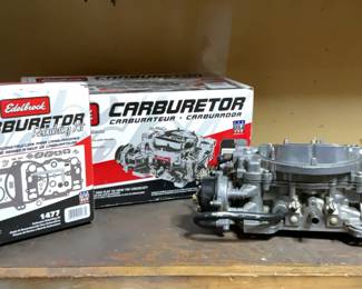 Edelbrock Carburetor