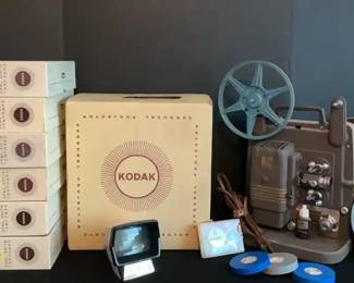 Vintage KODAK Carousel Projector Keystone 8mm Projector 