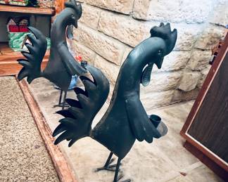 Primus Metal Kestrel Garden Ornament Patio Sculpture Hand Painted