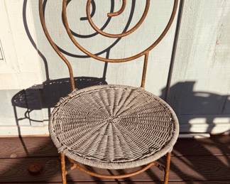 Spiral metal chairs with thach seat