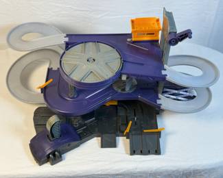 This is a Hot Wheels City Mega Garage playset, a multi-level toy car garage