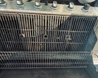 Char-Broil Classic Gas Grill by Brinkmann w/ Cover & Propane Tank