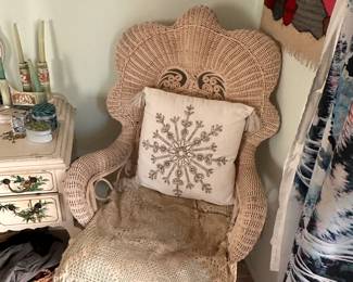 Beautiful Boho Art and Furniture. Lots of Southwest Paintings, Furniture and Figurines. European Antiques, Unique Christmas Decor/Ornaments, Kitchenware, Salt & Pepper Shakers, Lamps, Patio Furniture, Potted Plants, Linens, Decorative Throw Pillows, CDs, Dining Room Set, New Age Decor, Rugs. Polar Bear Figurines, Books, Glassware, Mirrors, Sofas, Shelving Units, TVs, Tiger/Big Cat Decor, Wolf Decor, Angel Decor, Signed Artwork, etc. Flexible pricing, willing to make deals.