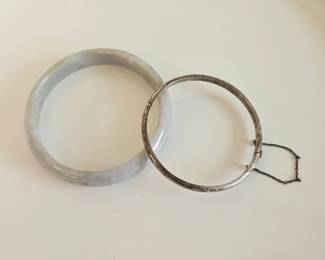 Lot 9731 Jade Bangle Bracelet  Vintage 925 Sterling Silver Bracelet