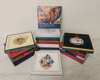 Lot 9713 The White House Christmas Tree Ornaments