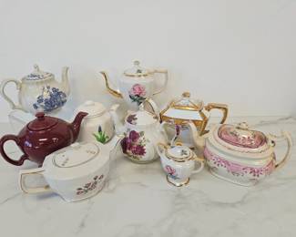 Lot 9405 Vintage Teapot Collection