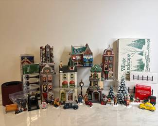 Lot 9722 Department 56 Christmas in the City Village  Accessories