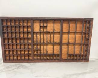 Lot 9513 Vintage Wooden Printers Tray