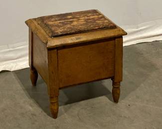 Lot 9706 Antique Wooden Storage Footstool w Hinged Top