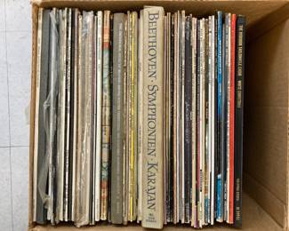 Lot 9761 Vintage Vinyl LP Records Paul Simon, Barz, Dylan, Joni Mitchell  more