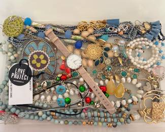 Lot 9766 Costume Jewelry