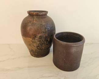 Lot 9593 Vintage Stoneware Crock  Pottery Vase
