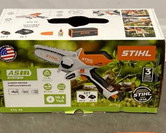 Lot 9356 Stihl Battery Powered Garden Pruner