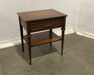 Lot 9537 Vintage White Furniture Co Night Stand