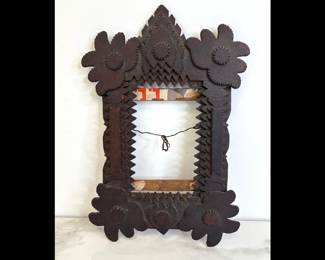 Lot 9604 Vintage Wood Tramp Art Frame