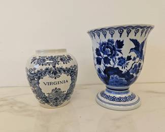 Lot 9466 Royal Goedewaagen Delft Porcelain Tobacco Jar  Delft Vase