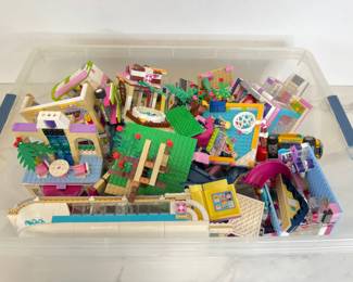 Lot 9776 Lego Friends Sets