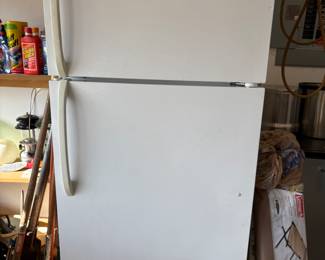 Garage refrigerator 