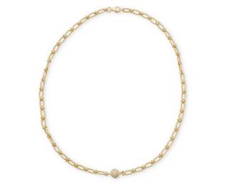 228
An 18K Gold and Diamond Necklace
Featuring twisted gold links centering a twisted gold ball accented by round diamonds

Length: 16 in.
15.4 grams gross
Estimate: $1,200 - $1,800