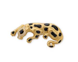 149
An 18K Gold, Onyx and Diamond Panther Brooch/Pendant
Of a Panther design featuring carved onyx spots, accents of round diamonds weighing approximately 0.35 carats, with Italian assay marks

Measures: 2 3/4 x 1 1/4 in.
35.4 grams gross
Estimate: $2,500 - $3,500