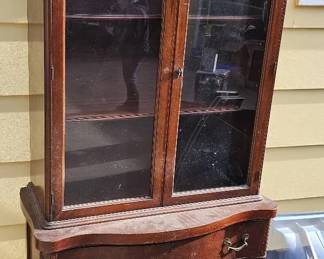 Solid Wood China Hutch