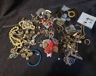 Craft Jewelry Pieces