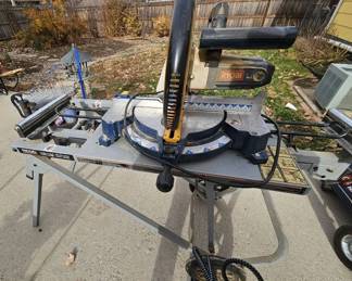 Ryobi 12 Inch Miter Saw on Stand