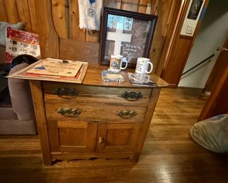Beautiful old oak commode 