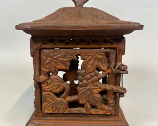 Japanese Cast Iron Grape Leaf Candle Holder