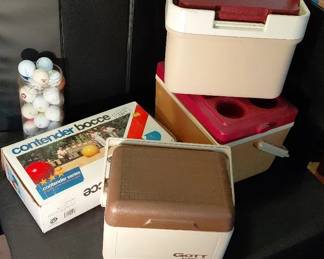 Outdoor Fun Items Bocce, Golf and Coolers