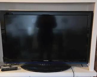 40 Toshiba LCD Television With Remote