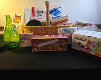 New Rotary Grater, New Vidalia Chop Wizard, Vintage Gallo Green Wine Bottle And Paper Products 