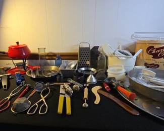 Vintage Kitchen Mystery Lot