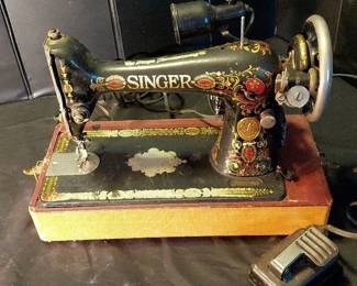 Vintage Singer Sewing Machine