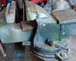 Industrial Bench Vice