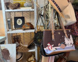 women's boutique hats and purses