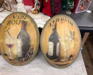 Vintage Oval Wood Wall Hangings with Wine Motif 