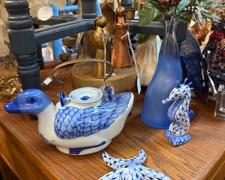 pretty duck teapot, blue and white seahorse, white porcelain starfish figurine