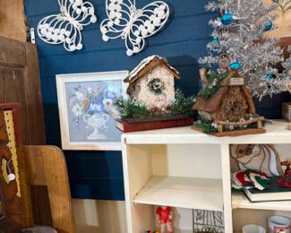 bird house, vintage tree, Christmas mug