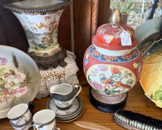ginger jar, tea set, vase