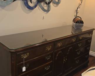 Ethan Allen dresser 
