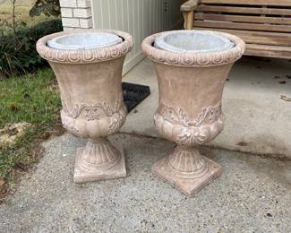 Decorative urn planters. 