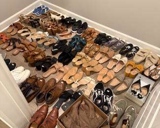 Mostly women's but some men's shoes