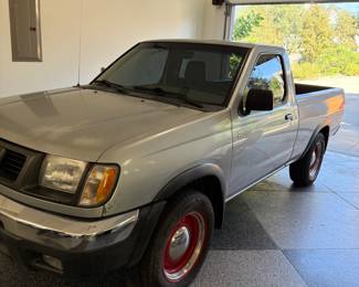 2000 Nissan Frontier Pickup