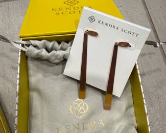 Kendra Scott - NEW